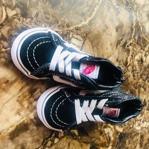 High top Toddler vans w/ box